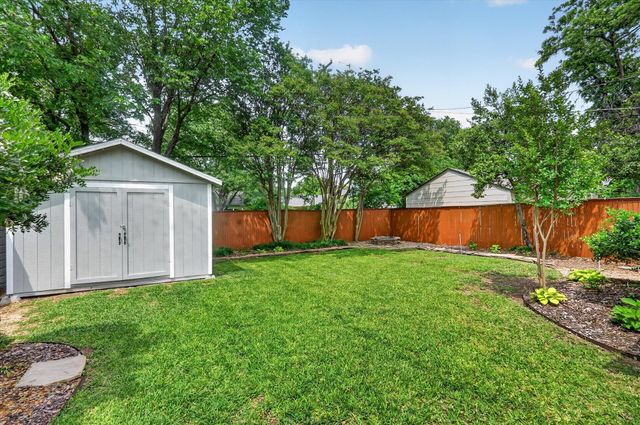 3618 S Hills Avenue, Fort Worth, TX 76109