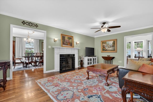 3618 S Hills Avenue, Fort Worth, TX 76109