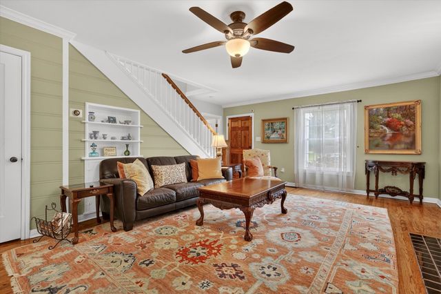 3618 S Hills Avenue, Fort Worth, TX 76109