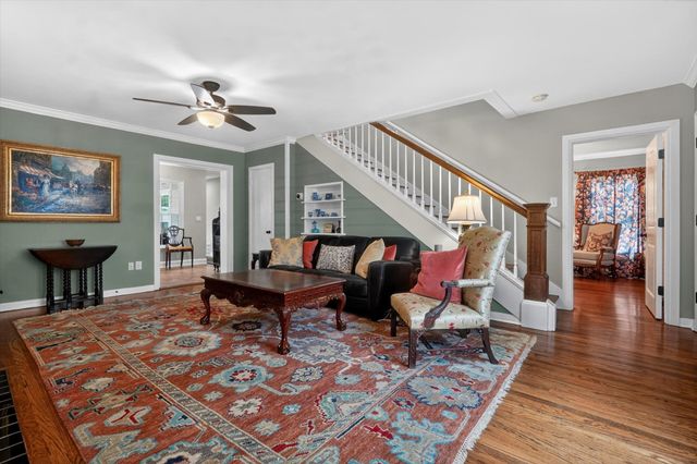 3618 S Hills Avenue, Fort Worth, TX 76109