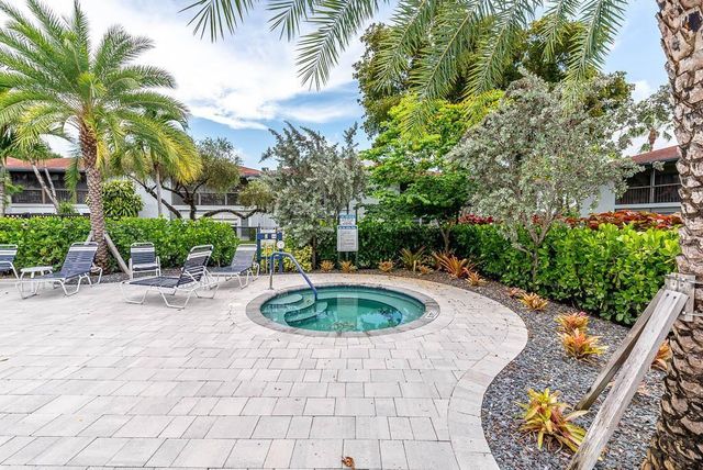 14747 Cumberland Drive 206, Delray Beach, FL 33446