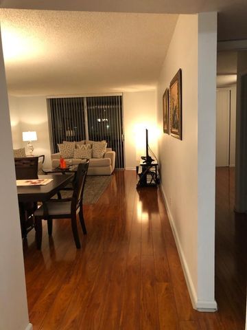 14747 Cumberland Drive 206, Delray Beach, FL 33446