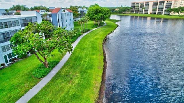 14747 Cumberland Drive 206, Delray Beach, FL 33446