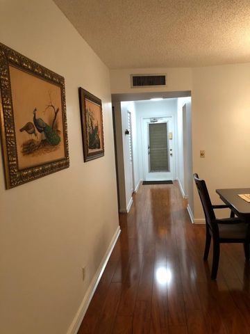 14747 Cumberland Drive 206, Delray Beach, FL 33446