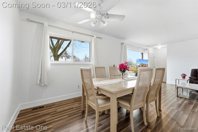 2071 Meyer Court, Lincoln Park, MI 48146