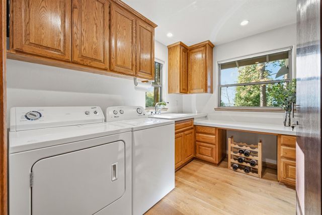 10770 Cement Hill Rd, Nevada City, CA 95959