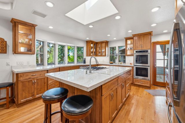 10770 Cement Hill Rd, Nevada City, CA 95959