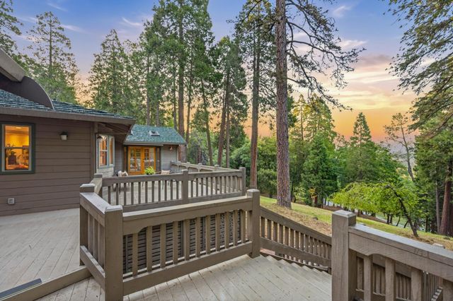 10770 Cement Hill Rd, Nevada City, CA 95959