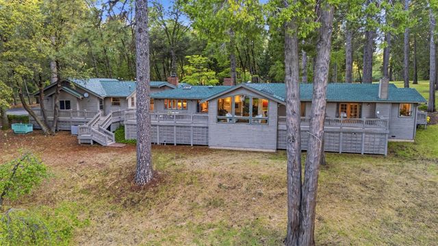 10770 Cement Hill Rd, Nevada City, CA 95959