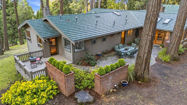 10770 Cement Hill Rd, Nevada City, CA 95959