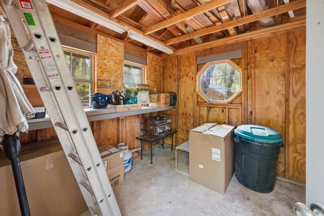 10770 Cement Hill Rd, Nevada City, CA 95959