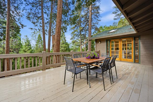 10770 Cement Hill Rd, Nevada City, CA 95959