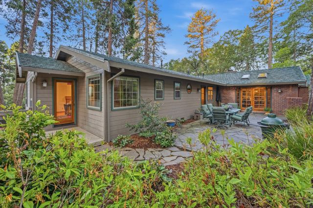 10770 Cement Hill Rd, Nevada City, CA 95959