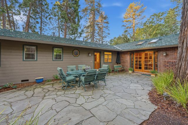 10770 Cement Hill Rd, Nevada City, CA 95959