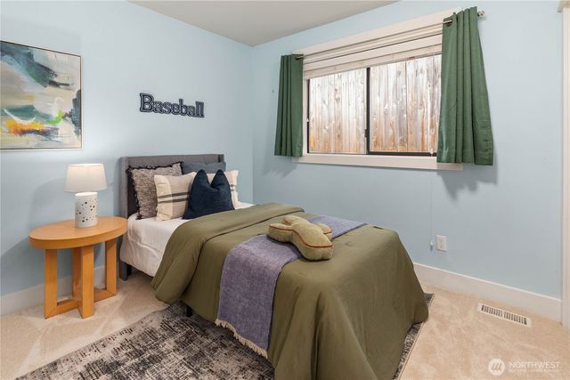 8227 NE 166th Street, Kenmore, WA 98028