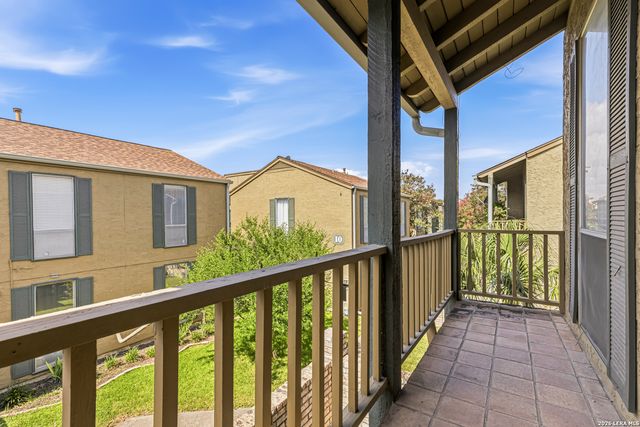3678 Hidden Dr Apt 905, San Antonio, TX 78217