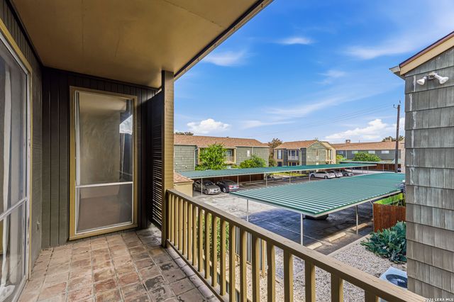 3678 Hidden Dr Apt 905, San Antonio, TX 78217