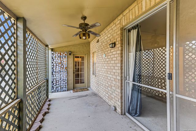 3678 Hidden Dr Apt 905, San Antonio, TX 78217