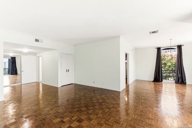 3678 Hidden Dr Apt 905, San Antonio, TX 78217
