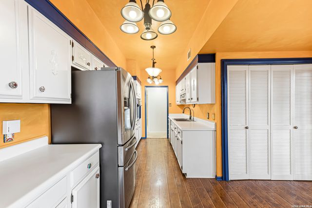 3678 Hidden Dr Apt 905, San Antonio, TX 78217