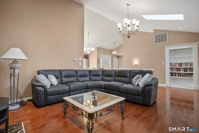 447 Fisher Court 447, Shelton, CT 06484