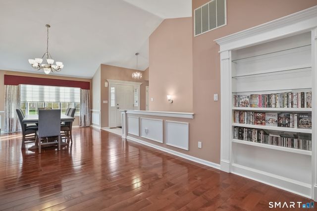 447 Fisher Court 447, Shelton, CT 06484