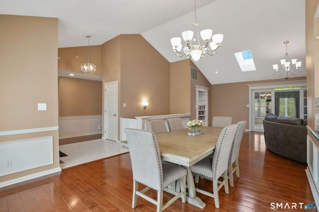 447 Fisher Court 447, Shelton, CT 06484