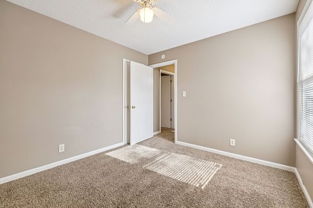 730 Inver Ln, Clarksville, TN 37042