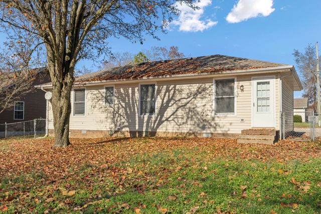 730 Inver Ln, Clarksville, TN 37042