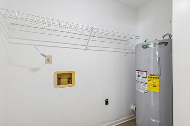 730 Inver Ln, Clarksville, TN 37042