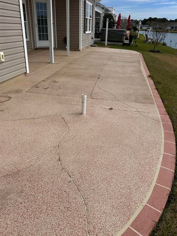 1473 Virginia Pine Dr., Longs, SC 29568