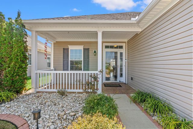 1473 Virginia Pine Dr., Longs, SC 29568