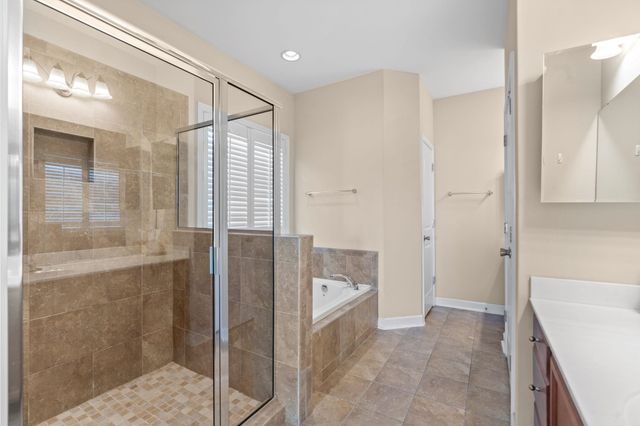 1473 Virginia Pine Dr., Longs, SC 29568