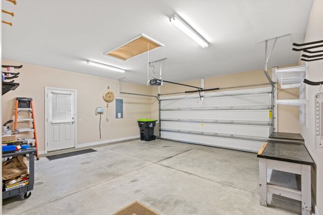 1473 Virginia Pine Dr., Longs, SC 29568