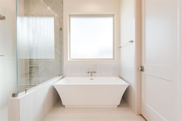 2401 Heathery Park, Oklahoma City, OK 73128