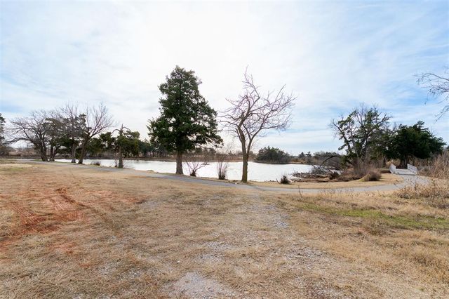 2401 Heathery Park, Oklahoma City, OK 73128