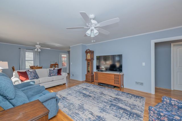 40 Kirkwood Lane, Greenville, SC 29607