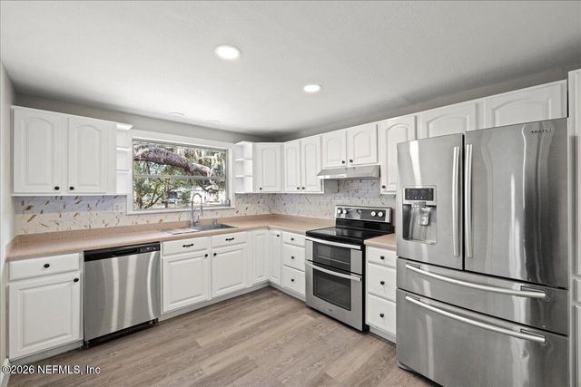 242 TAYLOR FURY Road, Pomona Park, FL 32181