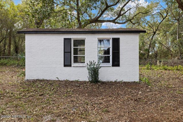 242 TAYLOR FURY Road, Pomona Park, FL 32181