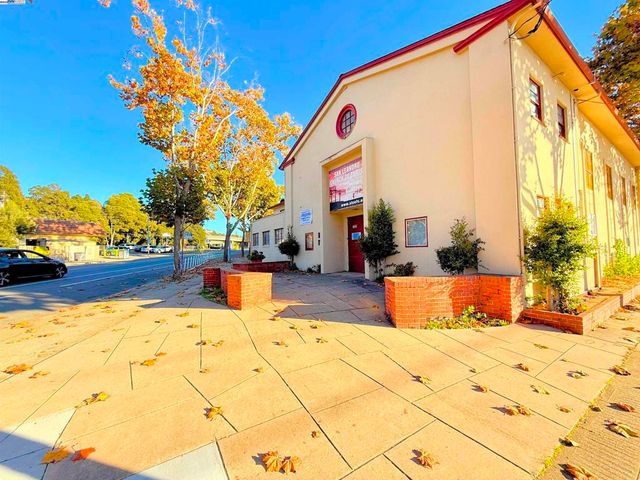 653 Macarthur Blvd, San Leandro, CA 94577