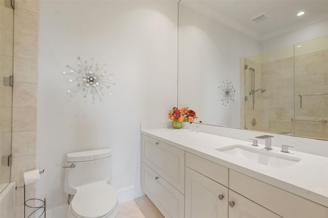 2221 Welch Street 401, Houston, TX 77019