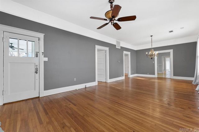 1200 N Polk Street, Little Rock, AR 72205