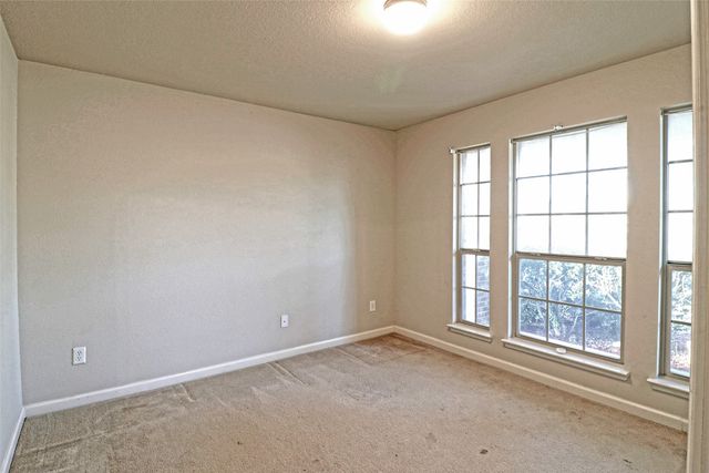 466 Hayes Street, Lavon, TX 75166