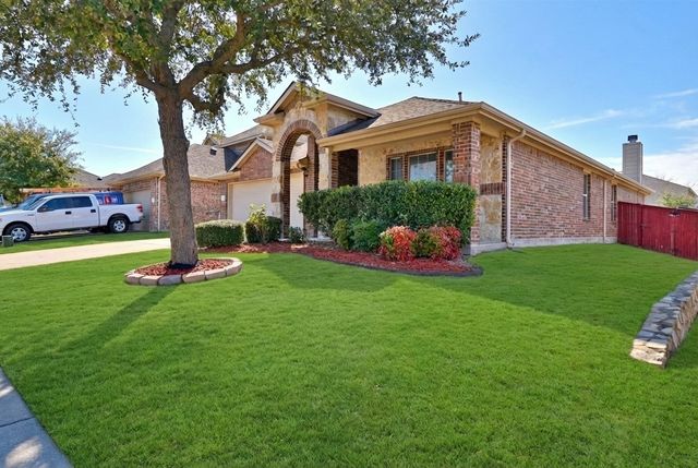 466 Hayes Street, Lavon, TX 75166