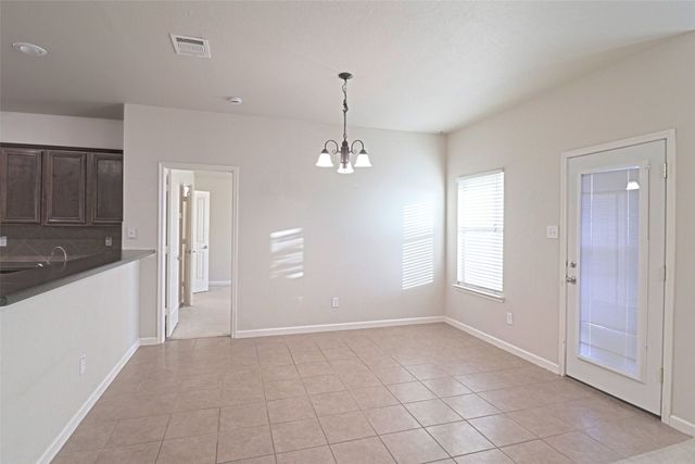 466 Hayes Street, Lavon, TX 75166