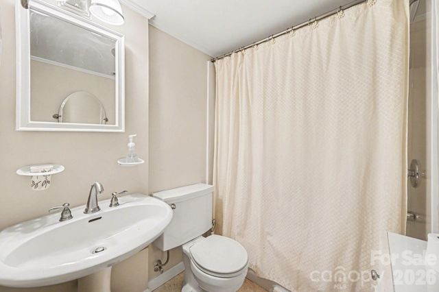 2501 Club Drive, Gastonia, NC 28054