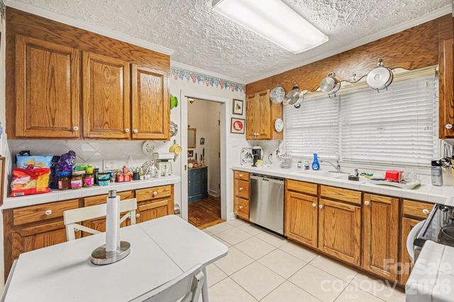 2501 Club Drive, Gastonia, NC 28054