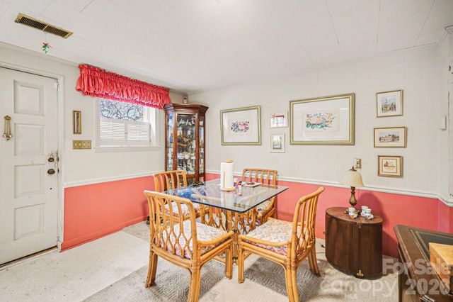 2501 Club Drive, Gastonia, NC 28054