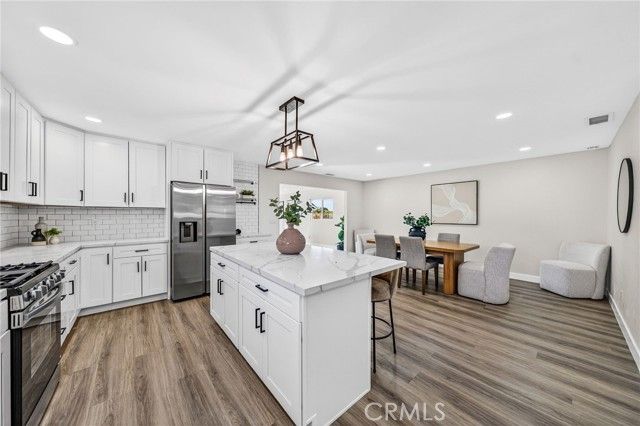 7693 Woodbine, San Diego, CA 92114