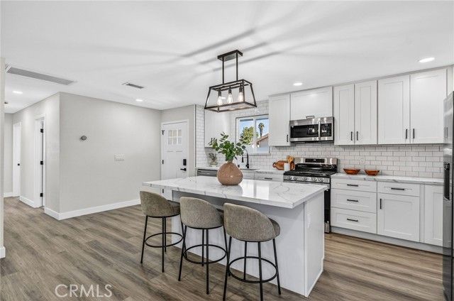 7693 Woodbine, San Diego, CA 92114